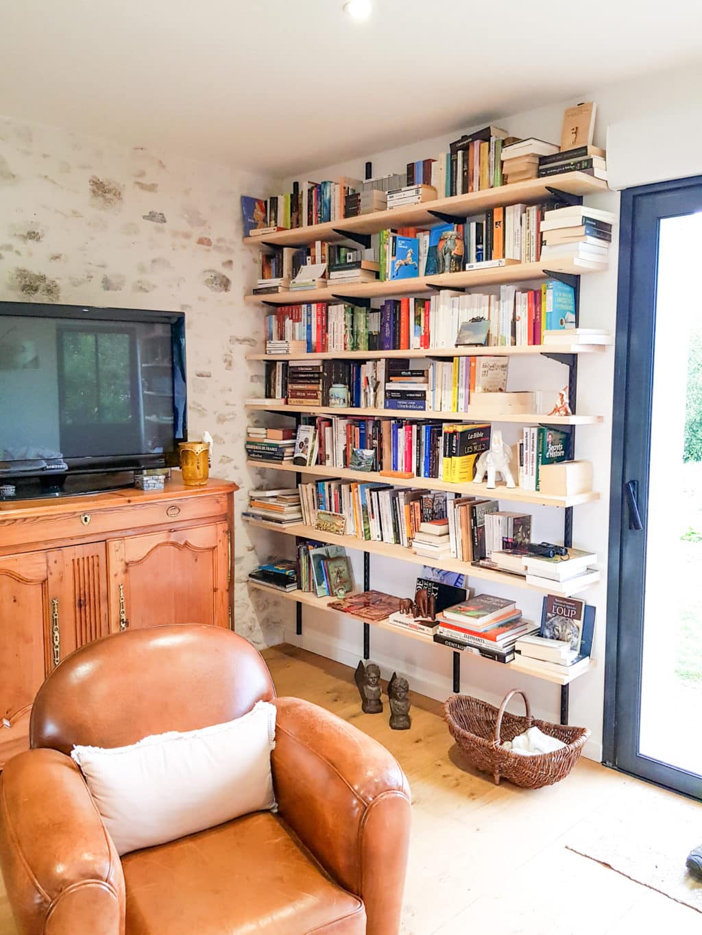 Fabrication et pose d'une bibliothèque