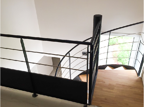 Escalier hélicoïdal bois / métal